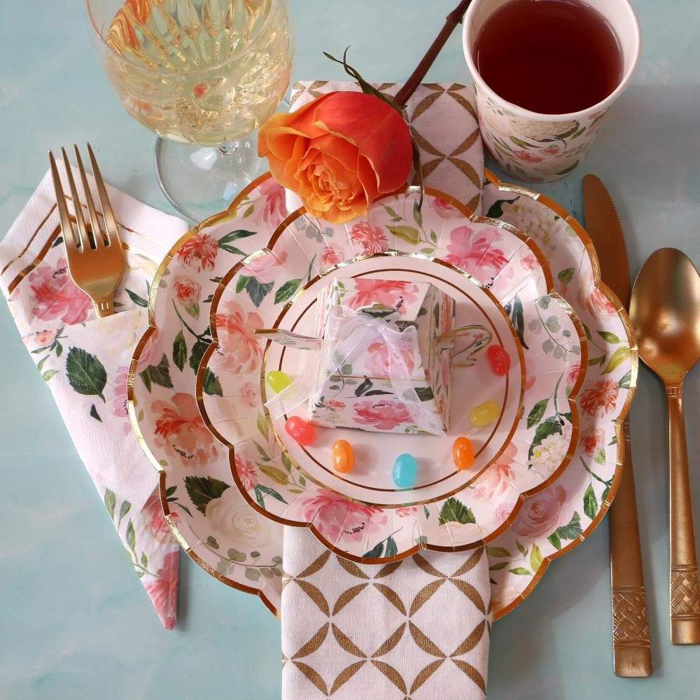 Floral 7 in. Premium Paper Plates (Set of 16)