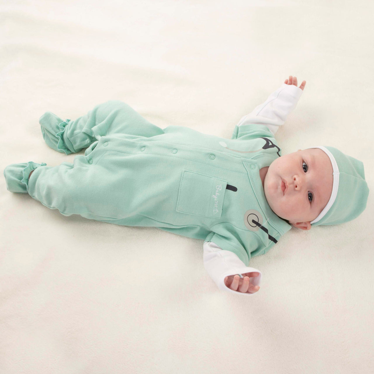 Big Dreamzzz Baby M.D. 3-Piece Layette Set in "Doctor's Bag" Gift Box